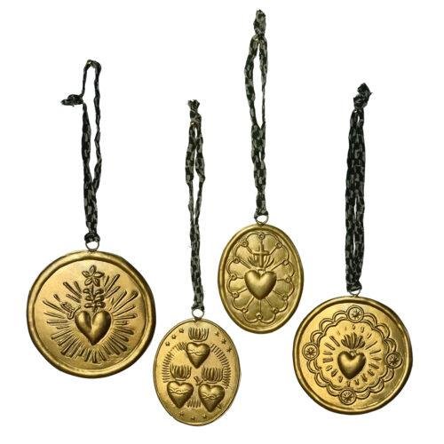 Pampilles médaillons ex-votos à suspendre (lot de 4 modèles assortis)