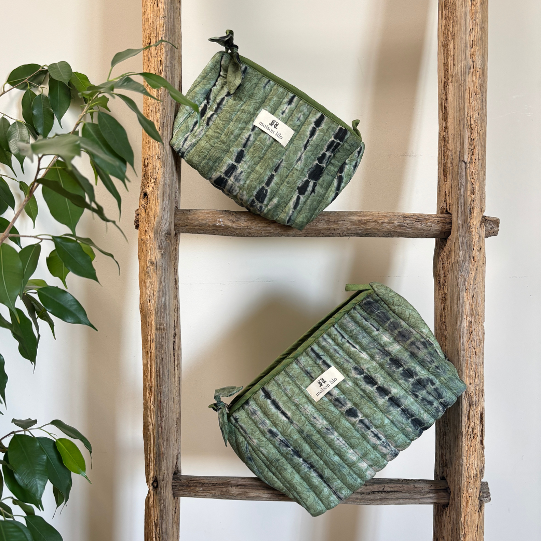 Trousse matelassée en sari de soie upcyclé #2