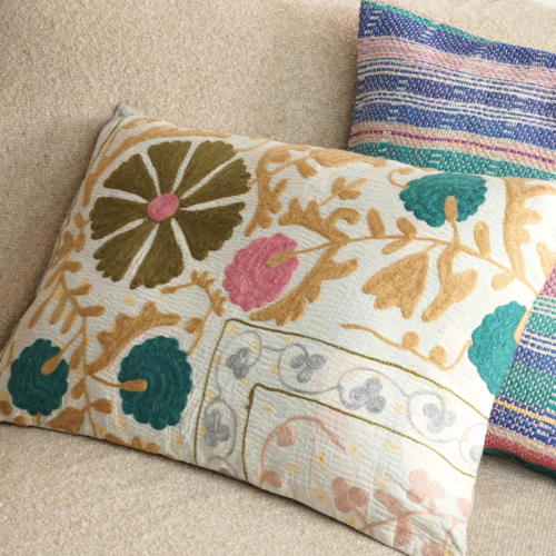 Housse de coussin Havana kantha vintage brodé Suzani