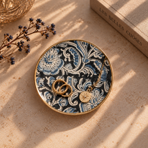 Plateau sous-tasse Kalamkari métal émaillé, bord doré