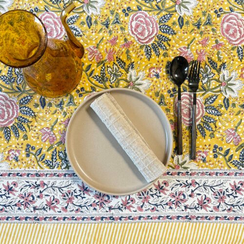 Nappe "Un Jardin à Porquerolles" en coton imprimé au tampon de bois