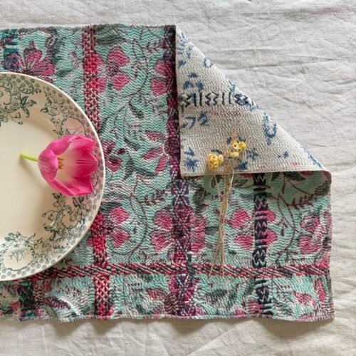 Lot de 4 sets de table en kantha ancien imprimé blockprint, pièces unqiues