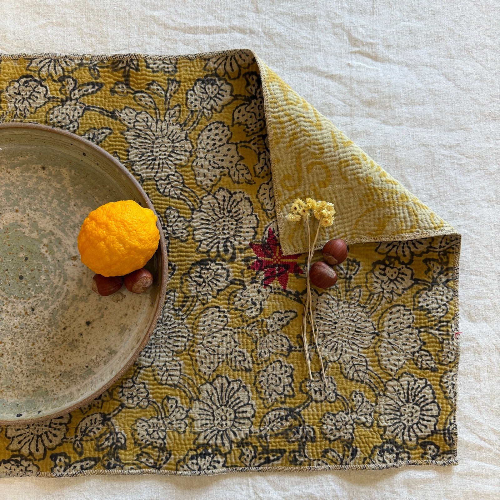 Lot de 4 sets de table en kantha ancien imprimé blockprint, pièces unqiues