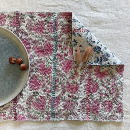 Lot de 4 sets de table en kantha ancien imprimé blockprint, pièces unqiues