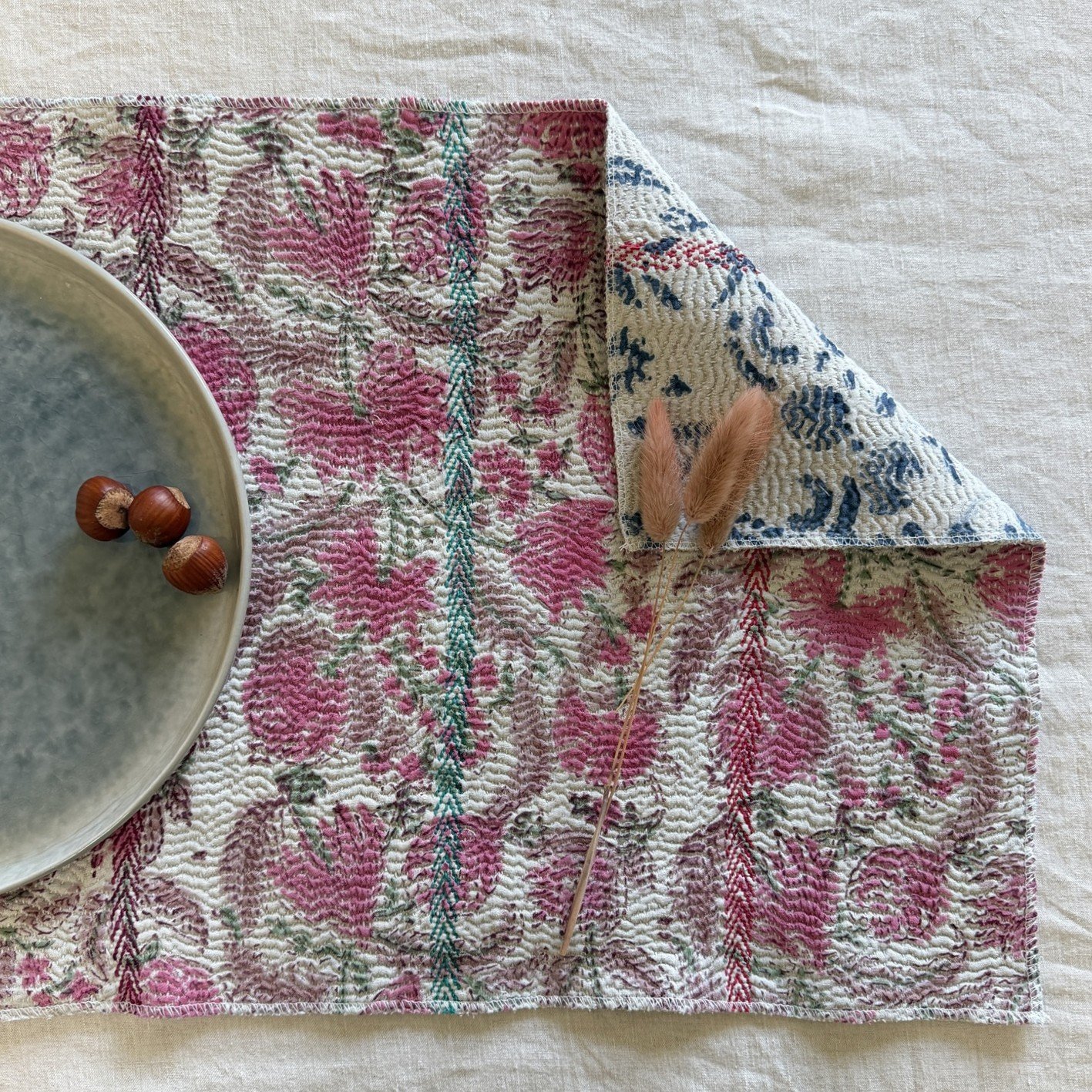 Lot de 4 sets de table en kantha ancien imprimé blockprint, pièces unqiues