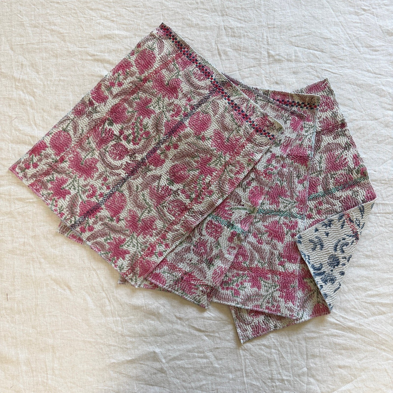 Lot de 4 sets de table en kantha ancien imprimé blockprint, pièces unqiues – Image 3