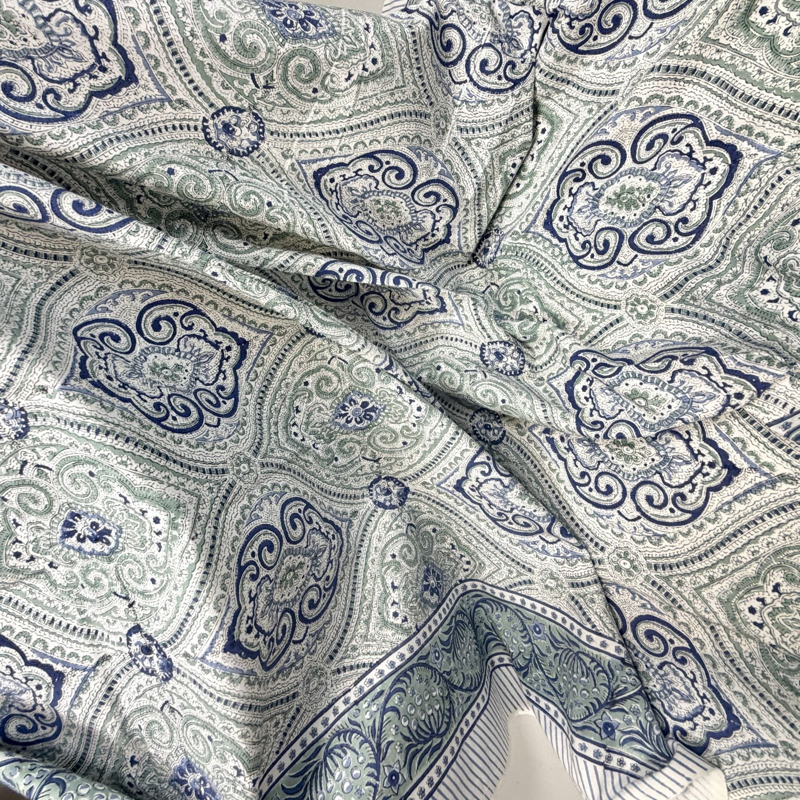 Nappe Madame de Sévigné bleu, coton imprimé blockprint – Image 4
