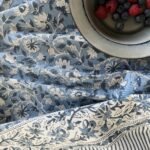 Nappe Forget me not, coton imprimé blockprint - 150 x 220 cm