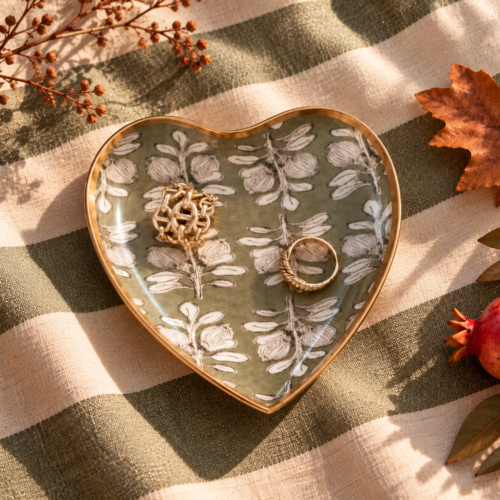 Coupelle coeur Alhambra olive métal émaillé, bord doré