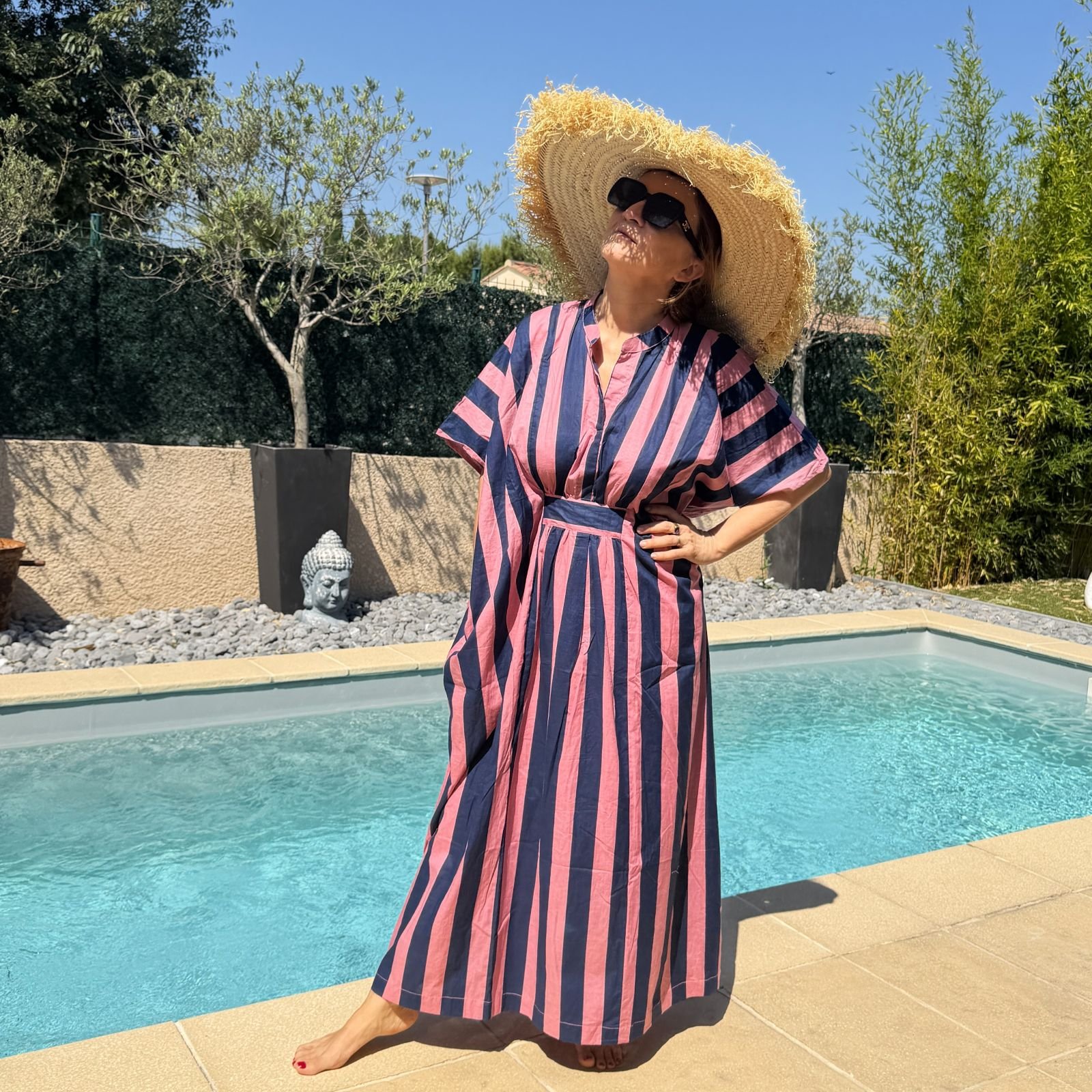 Robe-caftan rayée en coton doux imprimé à la main, rose et bleu marine – Image 3
