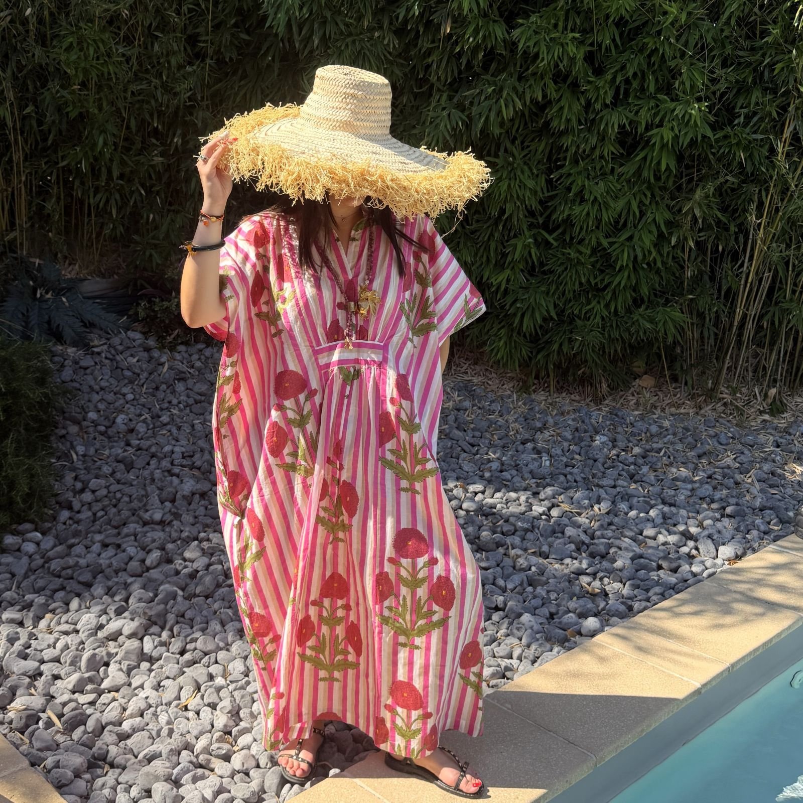 Robe caftan « Poppies » en coton doux imprimé à la main, rose